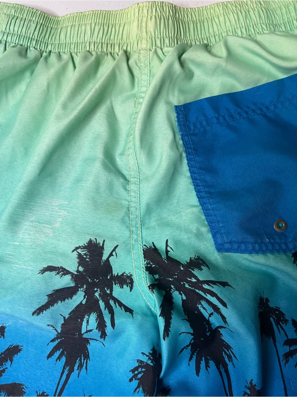 Lot of 3 Boys Swim Shorts Old Navy & Cat & Jack - Picture 7 of 11